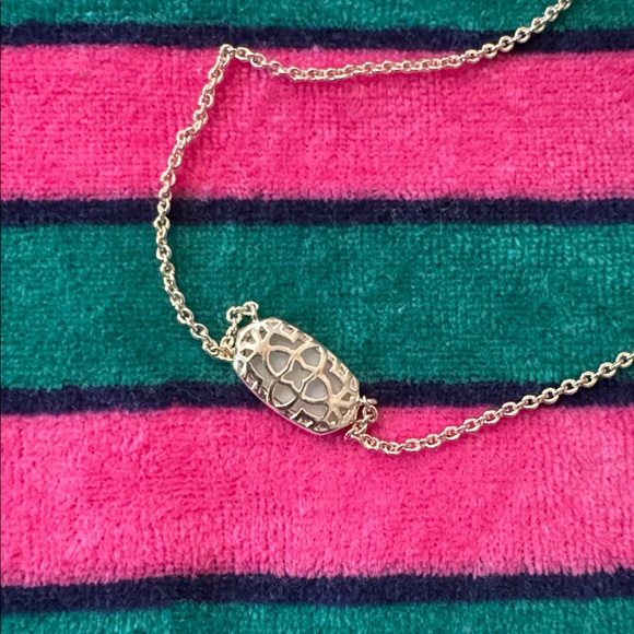 Kendra Scott Elisa gold pendant necklace in Iridescent Drusy - Picture 6 of 7